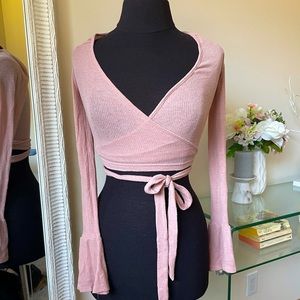 Urban Outfitters ribbed wrap top. Size Small